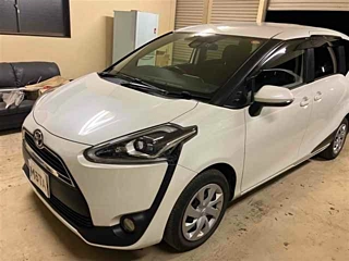 Заказать TOYOTA SIENTA