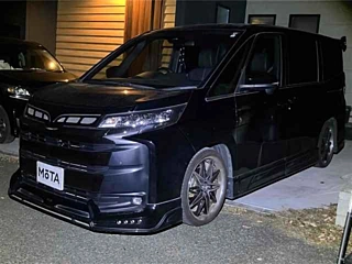Заказать TOYOTA NOAH
