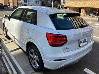 Заказать AUDI Q2