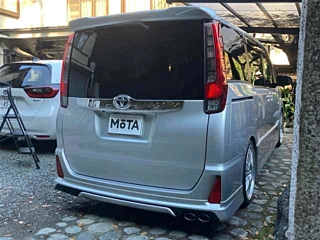 TOYOTA NOAH 2014
