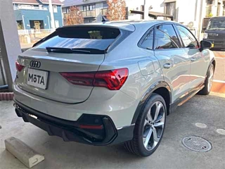 Заказать AUDI Q3