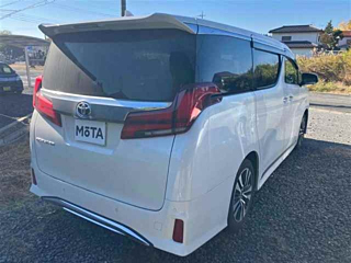 Заказать TOYOTA ALPHARD