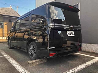 Заказать TOYOTA VOXY