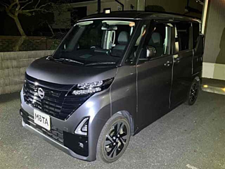 NISSAN ROOX 2025