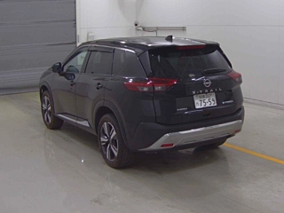 NISSAN X-TRAIL 2023