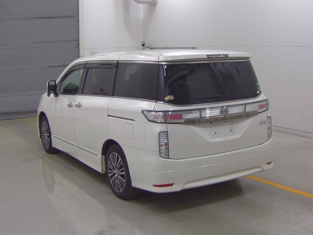 NISSAN ELGRAND 2016