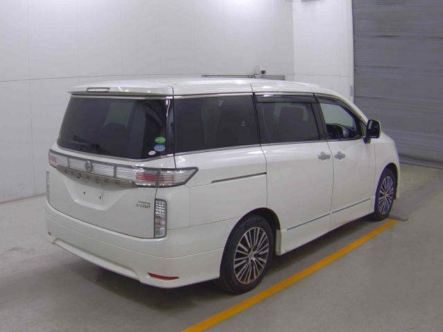 NISSAN ELGRAND 2016
