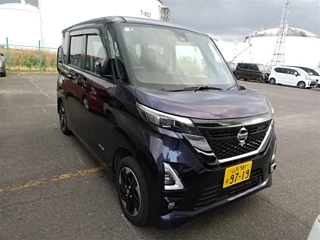 NISSAN ROOX 2020