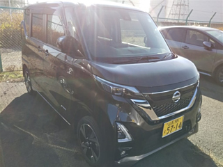 NISSAN ROOX 2023