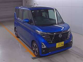 NISSAN ROOX 2024