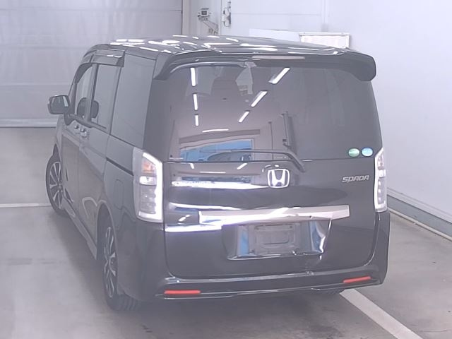 HONDA STEP WAGON 2013