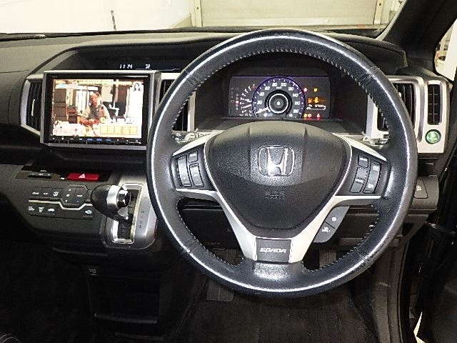 HONDA STEP WAGON 2013