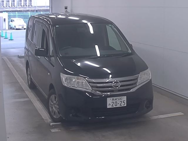 NISSAN SERENA 2011
