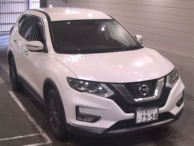NISSAN X-TRAIL
