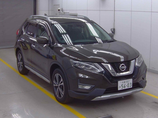 NISSAN X-TRAIL