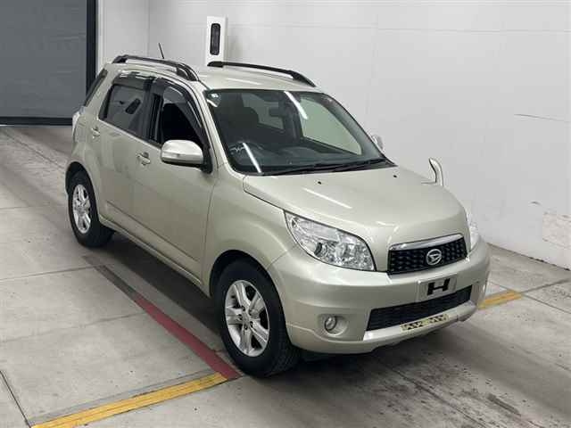 DAIHATSU BEGO