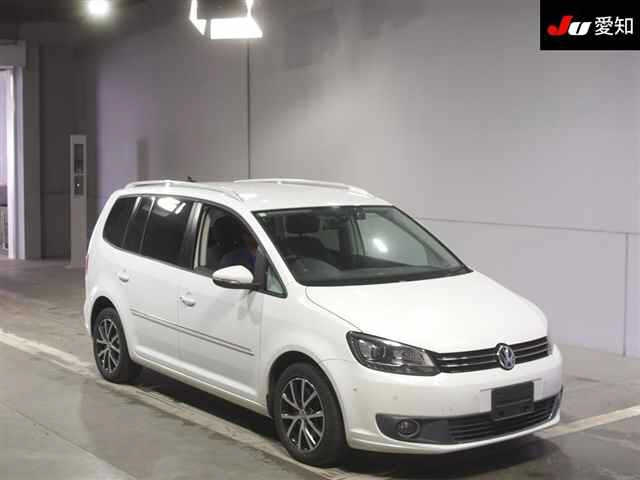 VOLKSWAGEN GOLF TOURAN 2014