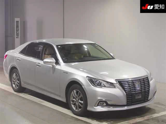 TOYOTA CROWN 2017