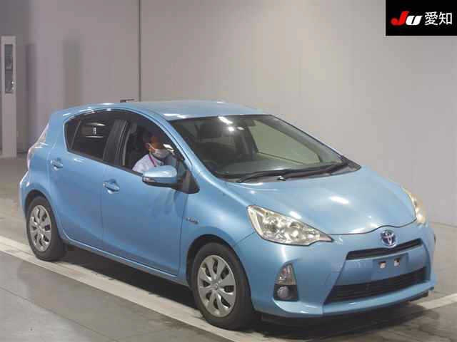 TOYOTA AQUA 2012