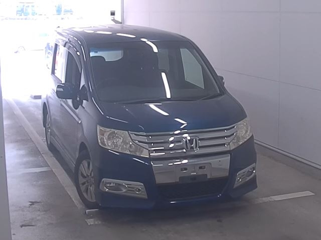 HONDA STEP WAGON 2010