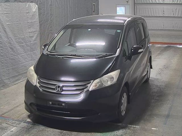 HONDA FREED 2010