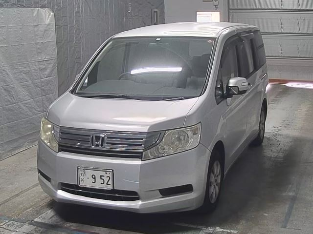 HONDA STEP WAGON 2009