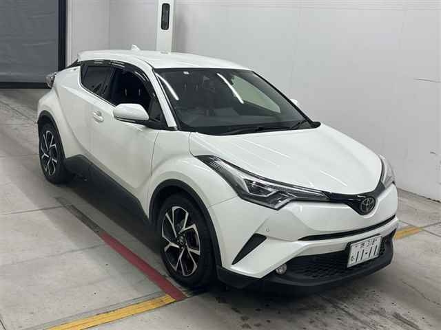 TOYOTA C-HR 2016