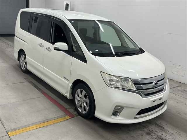 NISSAN SERENA 2012