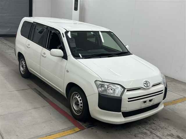 TOYOTA SUCCEED