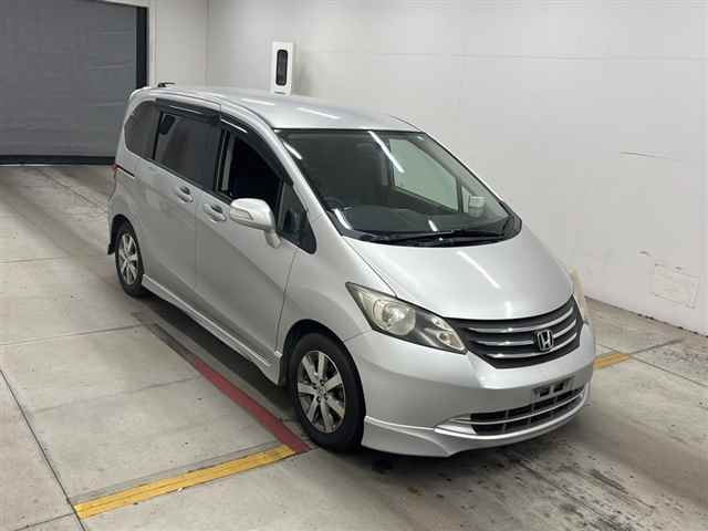 HONDA FREED 2008