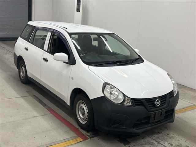NISSAN AD