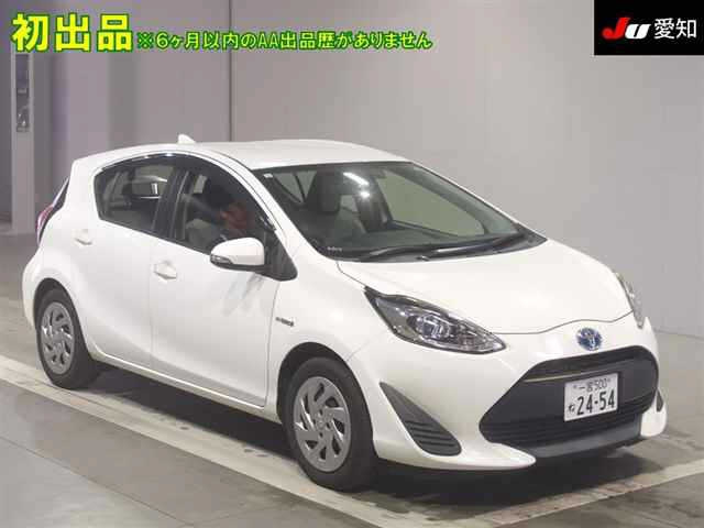 TOYOTA AQUA 2019