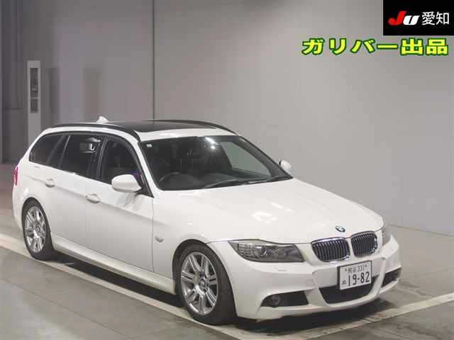 BMW 3 SERIES 2011