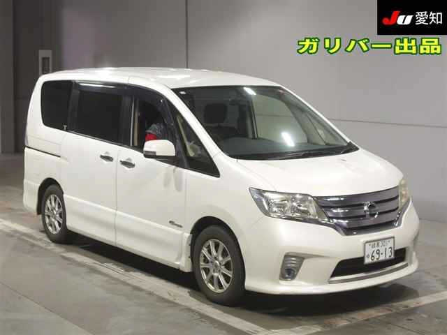 NISSAN SERENA 2013