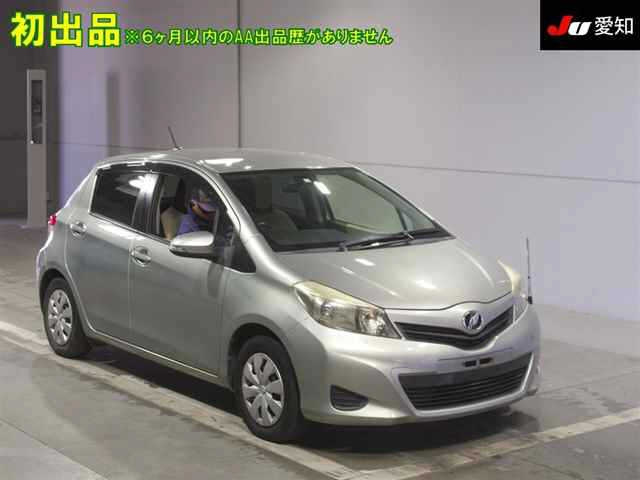 TOYOTA VITZ 2012