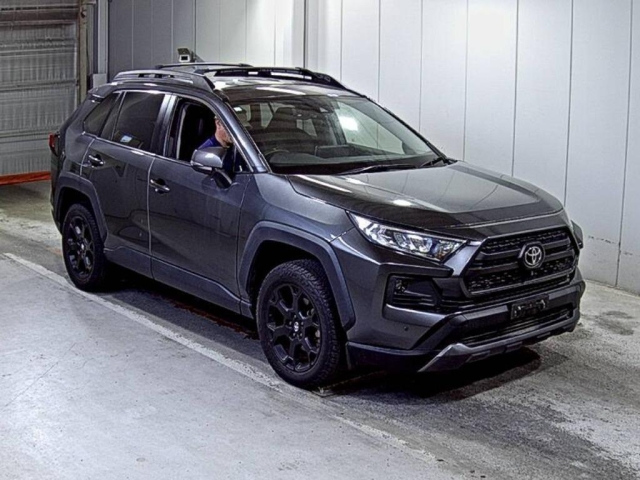 TOYOTA RAV4 2021