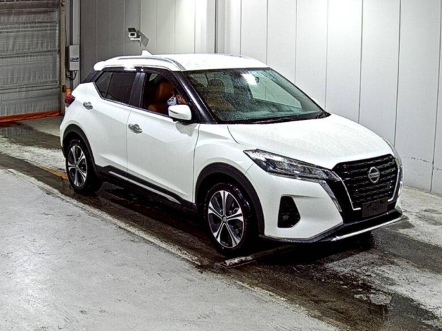 NISSAN KIX 2022