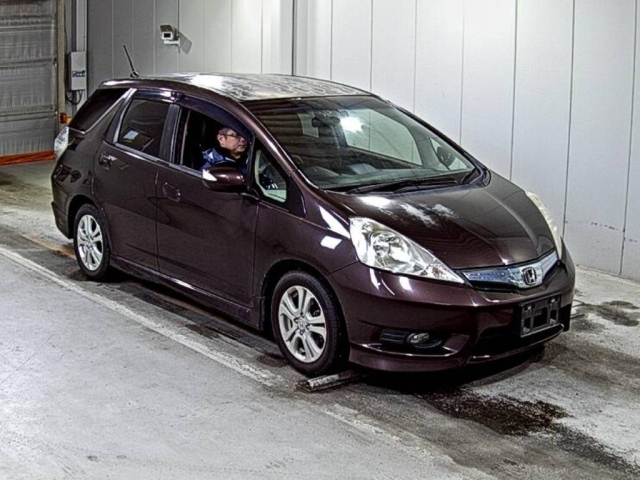 HONDA FIT SHUTTLE 2012