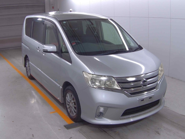 NISSAN SERENA 2012