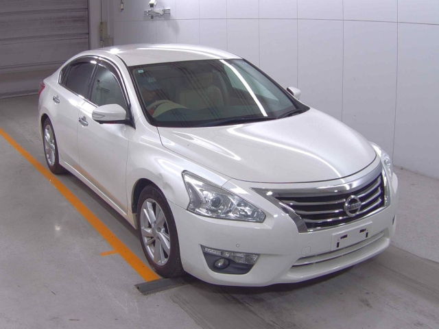 NISSAN TEANA 2017