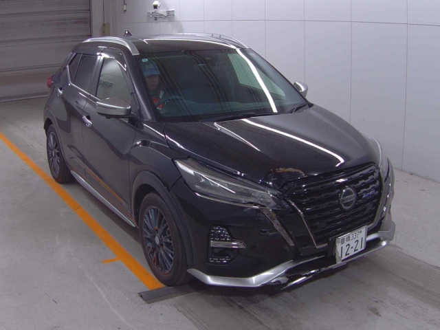 NISSAN KIX 2022