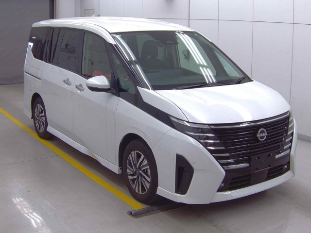 NISSAN SERENA 2023