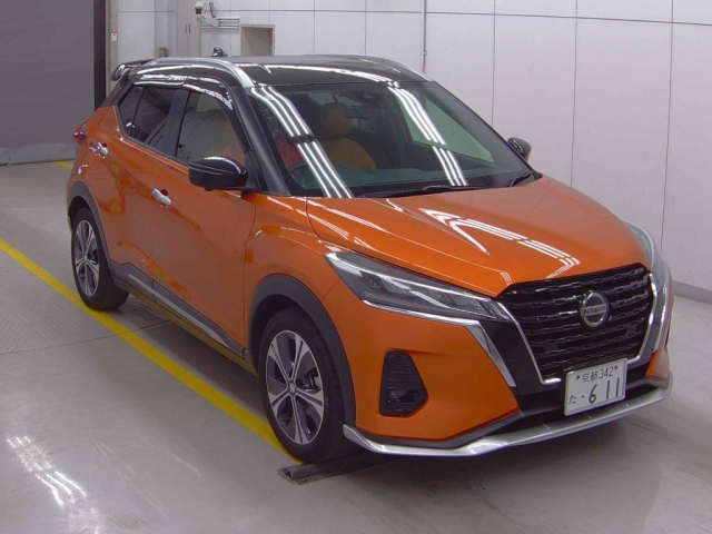 NISSAN KIX 2021