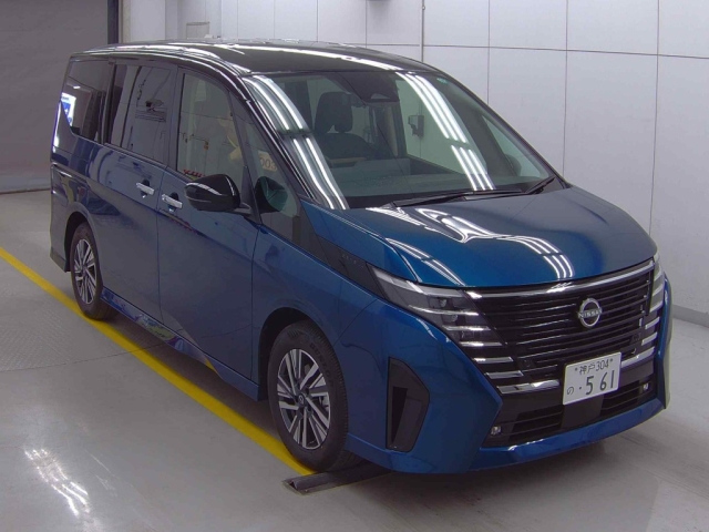 NISSAN SERENA 2023