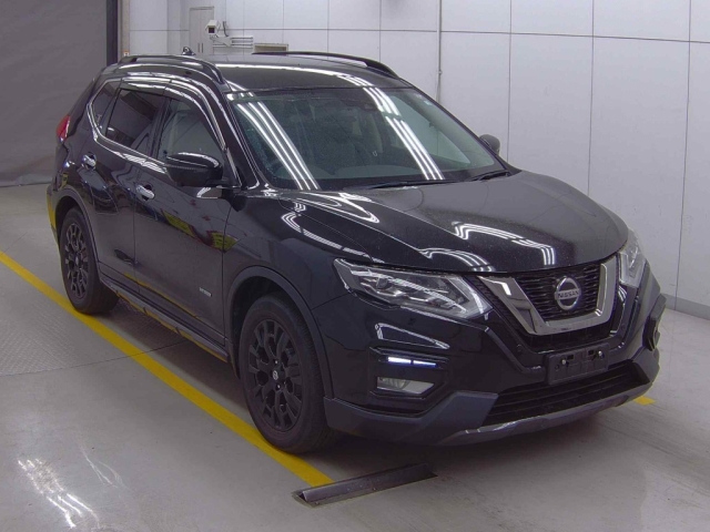 NISSAN X-TRAIL