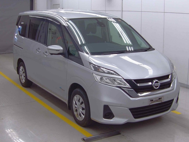 NISSAN SERENA 2017