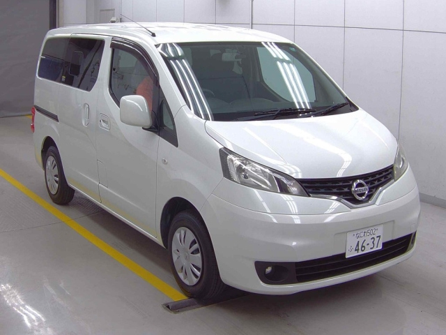 NISSAN NV200 2019