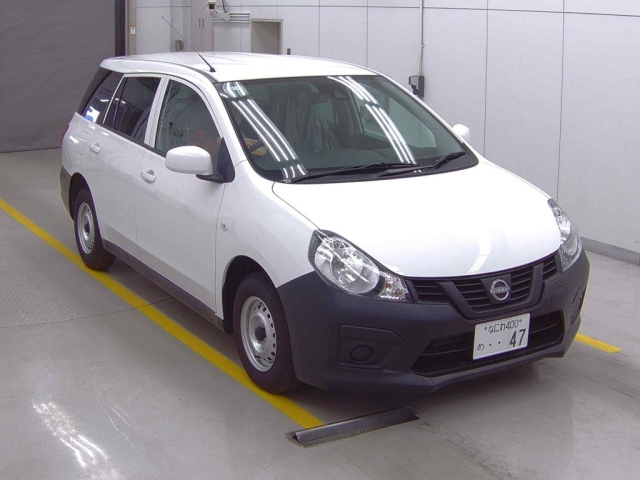 NISSAN AD 2023