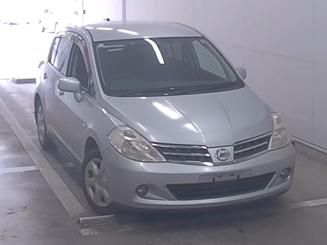 NISSAN TIIDA 2008