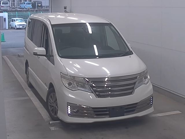 NISSAN SERENA 2014